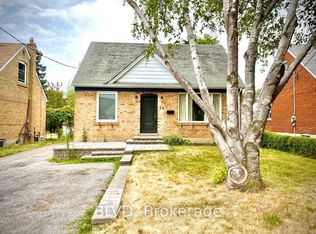 24 Athabaska Ave, Toronto, ON M2M2T7