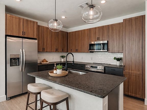 2nd image of 2380 Staples Rd #4301