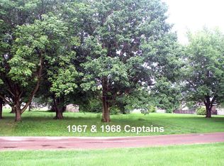 1967 Captains 1968 Captains Dr, Worden, IL 62097