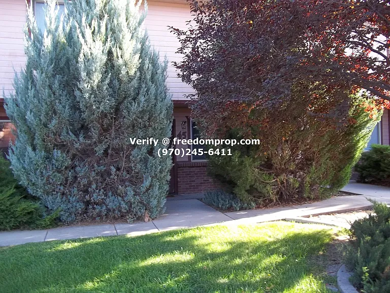2150 College Pl #45 — Photo 2