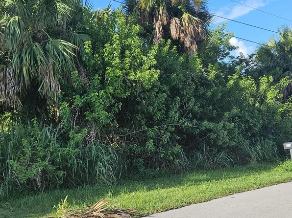 1225 SW Ackard Avenue, Port St Lucie, FL 34953