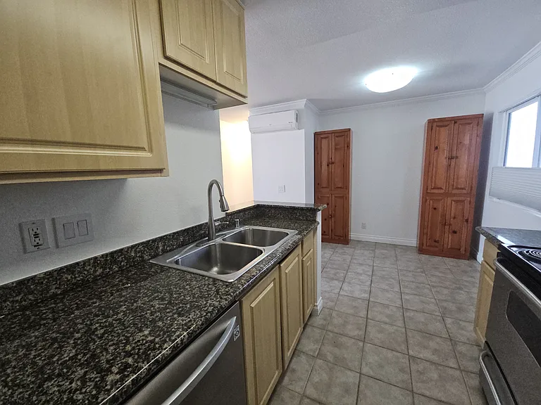 3928 Arizona St #6 — Photo 3