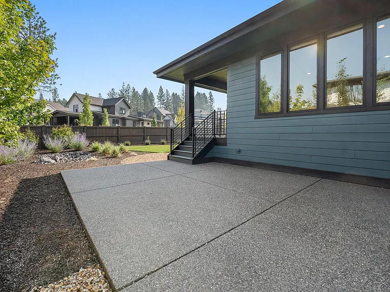 2971 NW Polarstar Ave — Photo 47