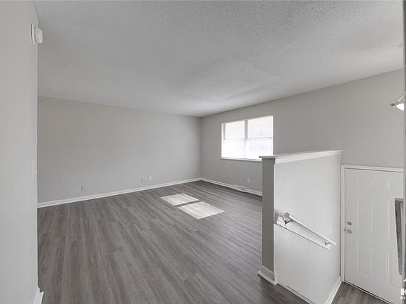 3rd image of 2975 N Salina Ct