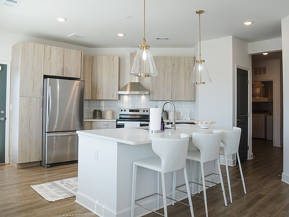 3rd image of 560 Jack Clift Blvd #1623