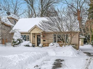 233 Townsend Ave, Burlington, ON L7T 1Z5