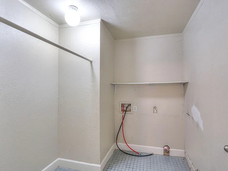 1185 E Avila Ave — Photo 11