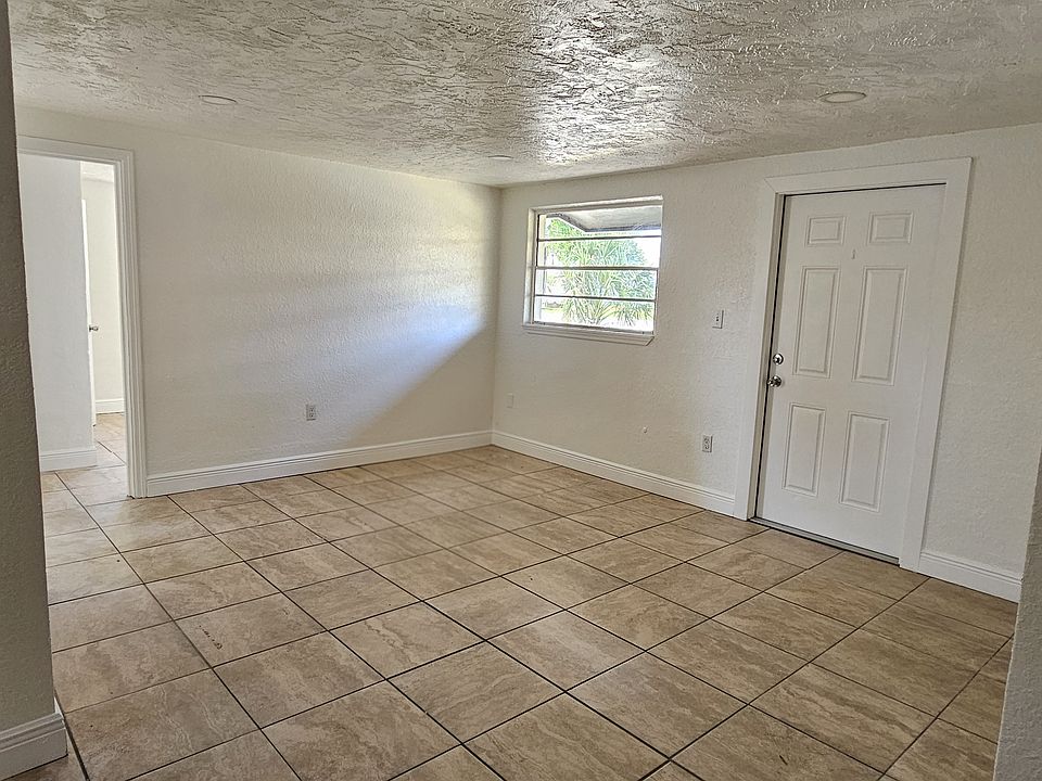 1st image of 202 7th Ave W Unit B