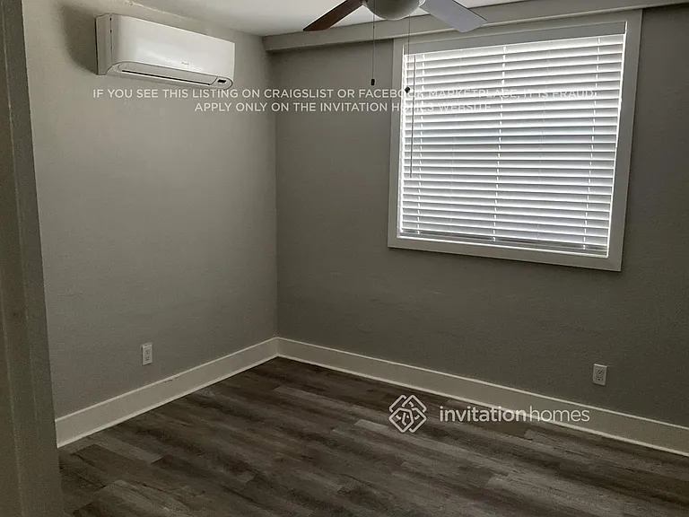 450 Iris Rd — Photo 8