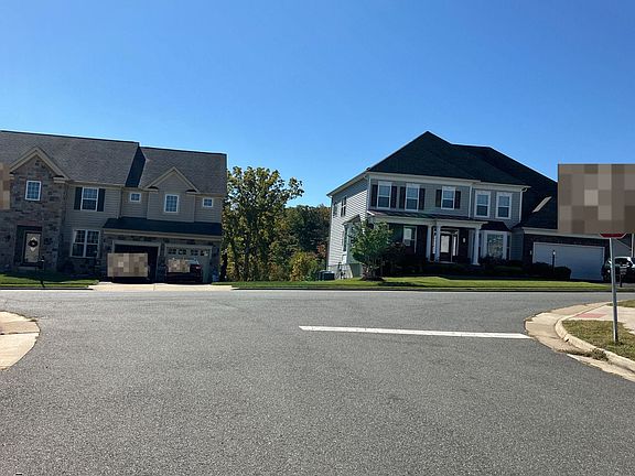 5th image of 14 Broomfield Dr