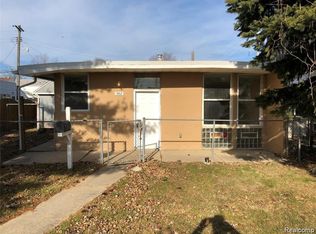 962 Eureka Rd, Wyandotte, MI 48192