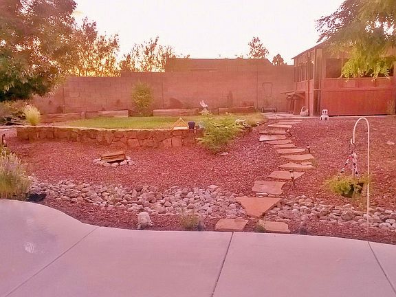 3rd image of 10508 Box Canyon Pl NW