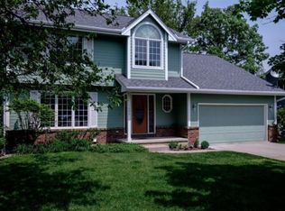1609 W Prairie Wood Ct, Polk City, IA 50226
