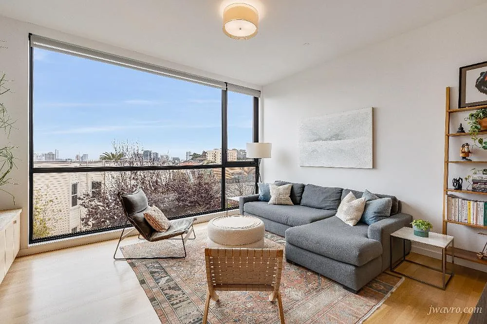 Stunning Top-Floor NOPA Residence w/ Panoramic Views — Photo 4