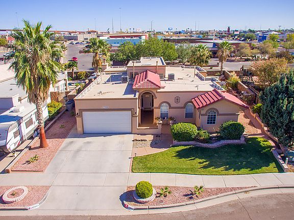 2nd image of 12068 Pueblo Laguna Dr
