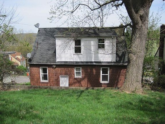 3rd image of 1807 Beechwood Dr