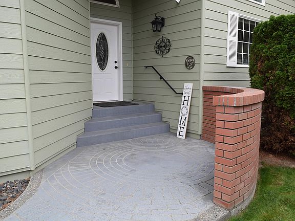 2nd image of 3012 S Neel Pl