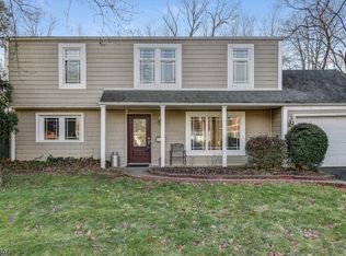 30 E Cedar St, Livingston, NJ 07039