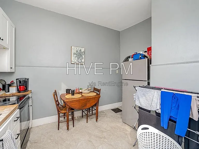 907 Columbia St #2 — Photo 11