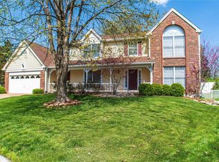 2304 Coventry Farm Ct, Chesterfield, MO 63017