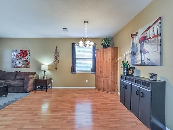 5th image of 18203 Cinderwood Dr