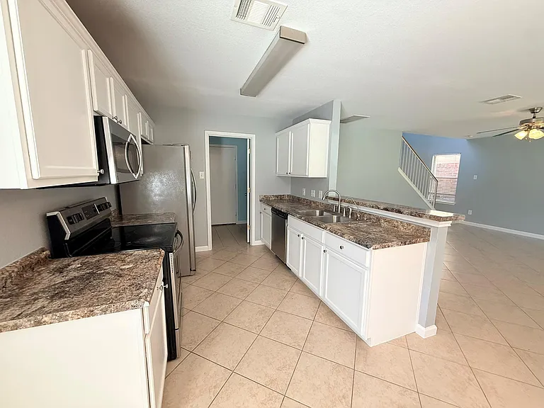 12900 James Madison St — Photo 10