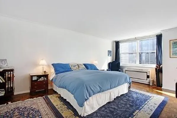 Sold by Corcoran | media 8