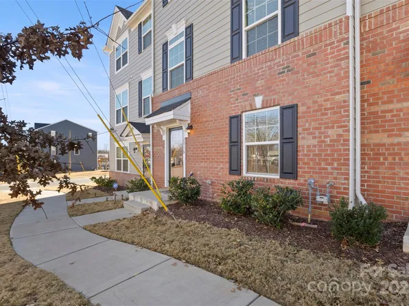 2016 Tupelo Grove Ln, Gastonia, NC 28054