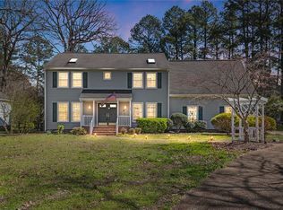 134 Winders Ln, Yorktown, VA 23692
