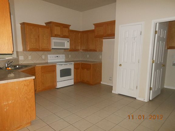 2nd image of 2405 Jake Dr