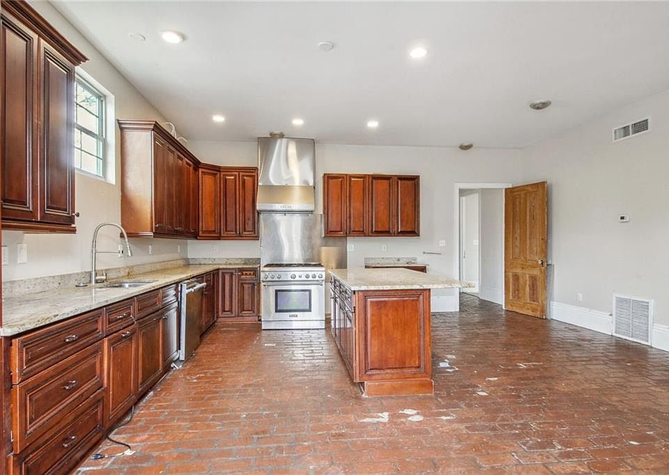 801 Austerlitz St New Orleans LA Zillow