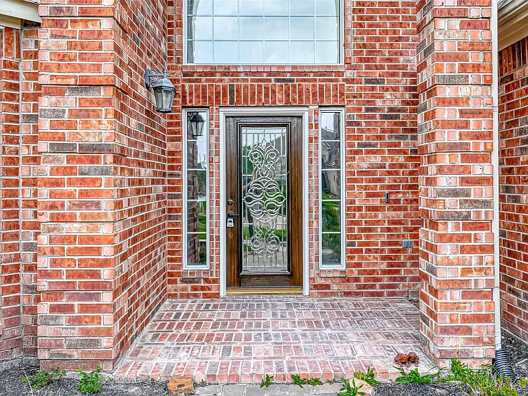 11954 Galentine Point — Photo 2