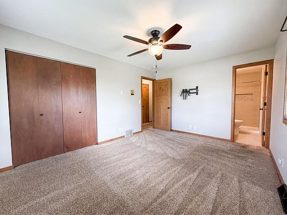 4th image of 608 Lower Heritage Way