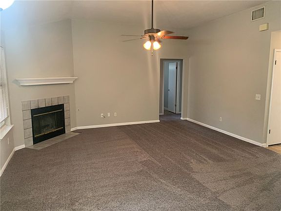 2nd image of 1901 Dublin Dr