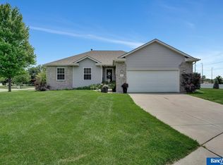 7761 S 28th St, Lincoln, NE 68516