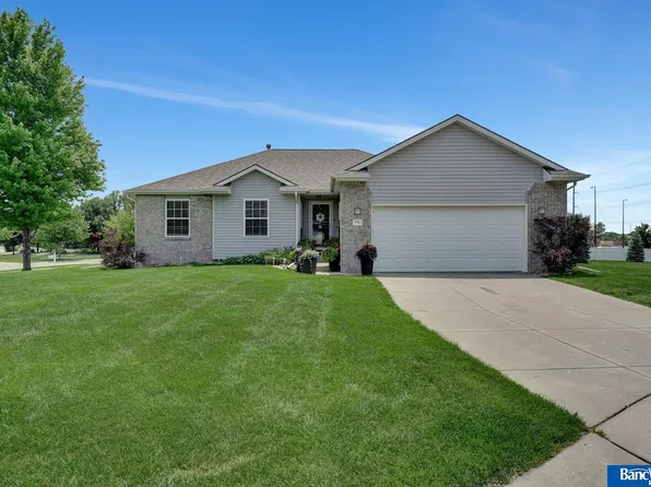 7761 S 28th St, Lincoln, NE 68516