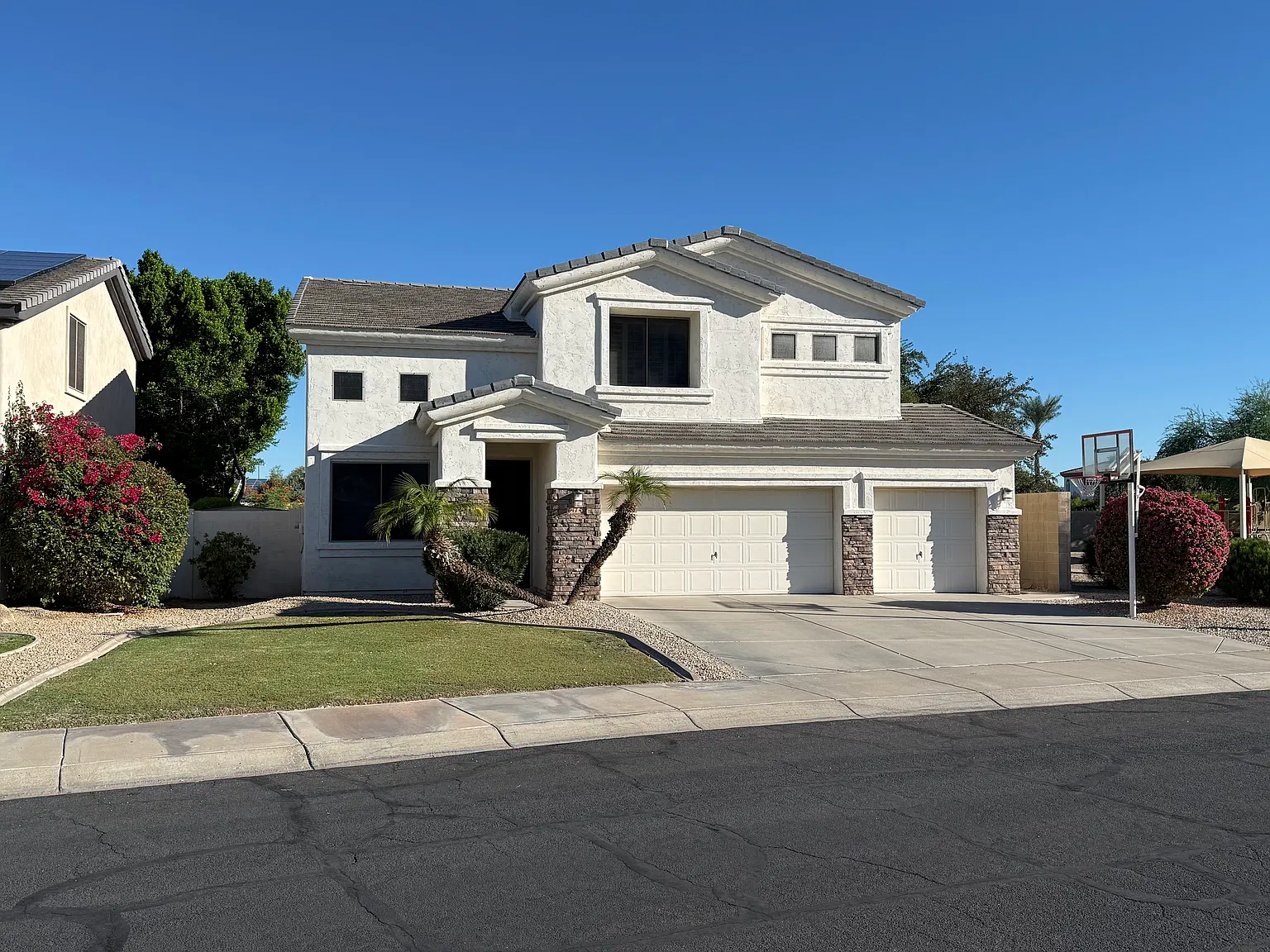 4 bed, 2.5 bath, 2465 sqft, $2,850 — Photo 1