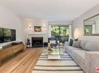2018 Griffith Park Blvd APT 215, Los Angeles, CA 90039