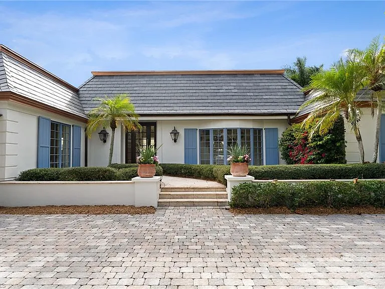 1060 Galleon Dr — Photo 28
