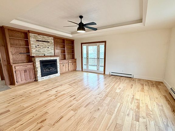4th image of 12 Lumber St