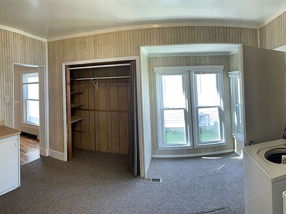 Dining room Laundry