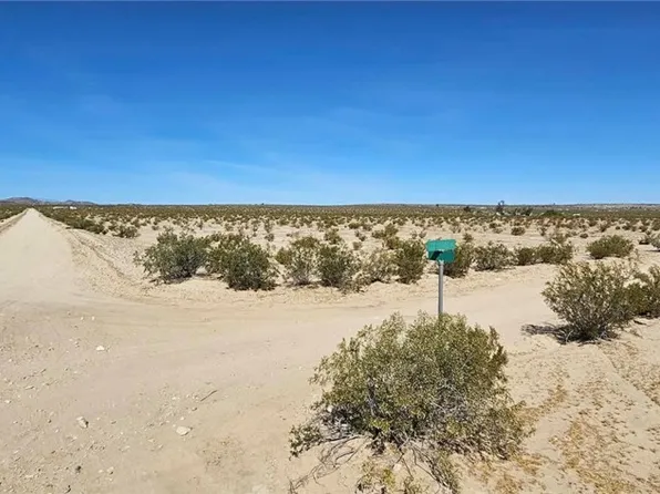 800 Cielito Dr, Twentynine Palms, CA 92277