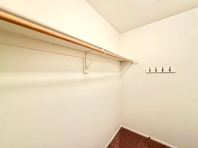 33517 Cedar Creek Ln — Photo 21