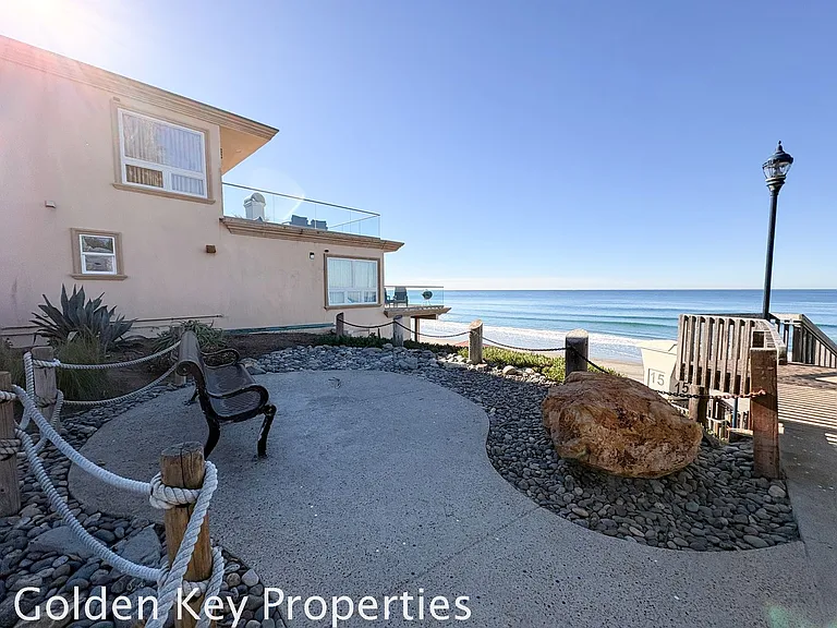 1724 Broadway St #A — Photo 16