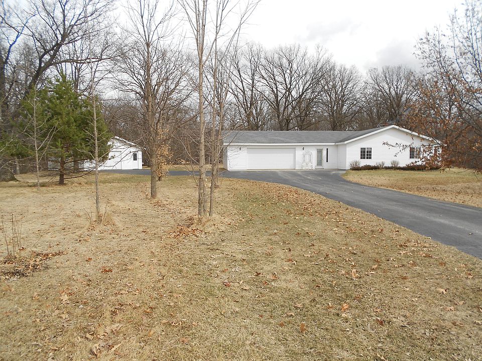 1st image of 2117 Ironwood Dr NE