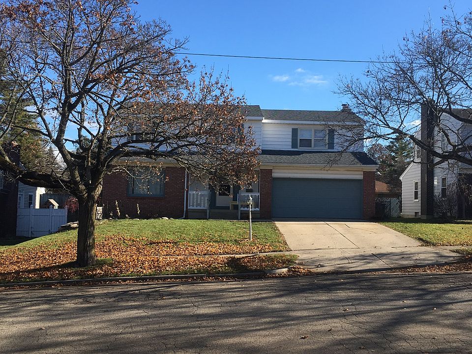1st image of 1918 Emerald Ave NE