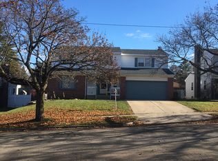 1918 Emerald Ave NE, Grand Rapids, MI 49505