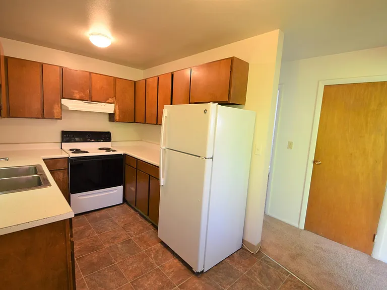 3150 Madison Ave — Photo 6