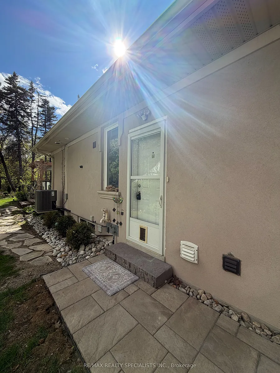 Building Photo - 1498 Indian Rd #LOWER
