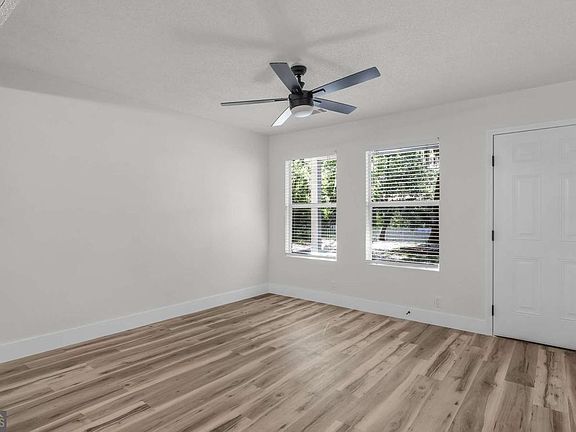 5th image of 539 Pine Ave